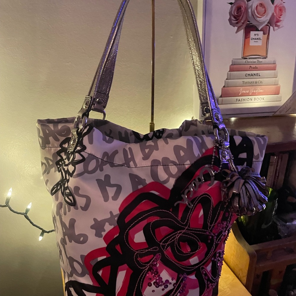 Coach Tote Bag with Red and Black Floral Design - Picture 2 of 6
